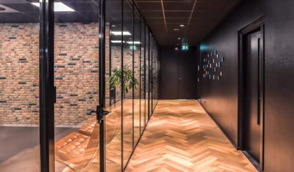 Kantoren met glaswanden